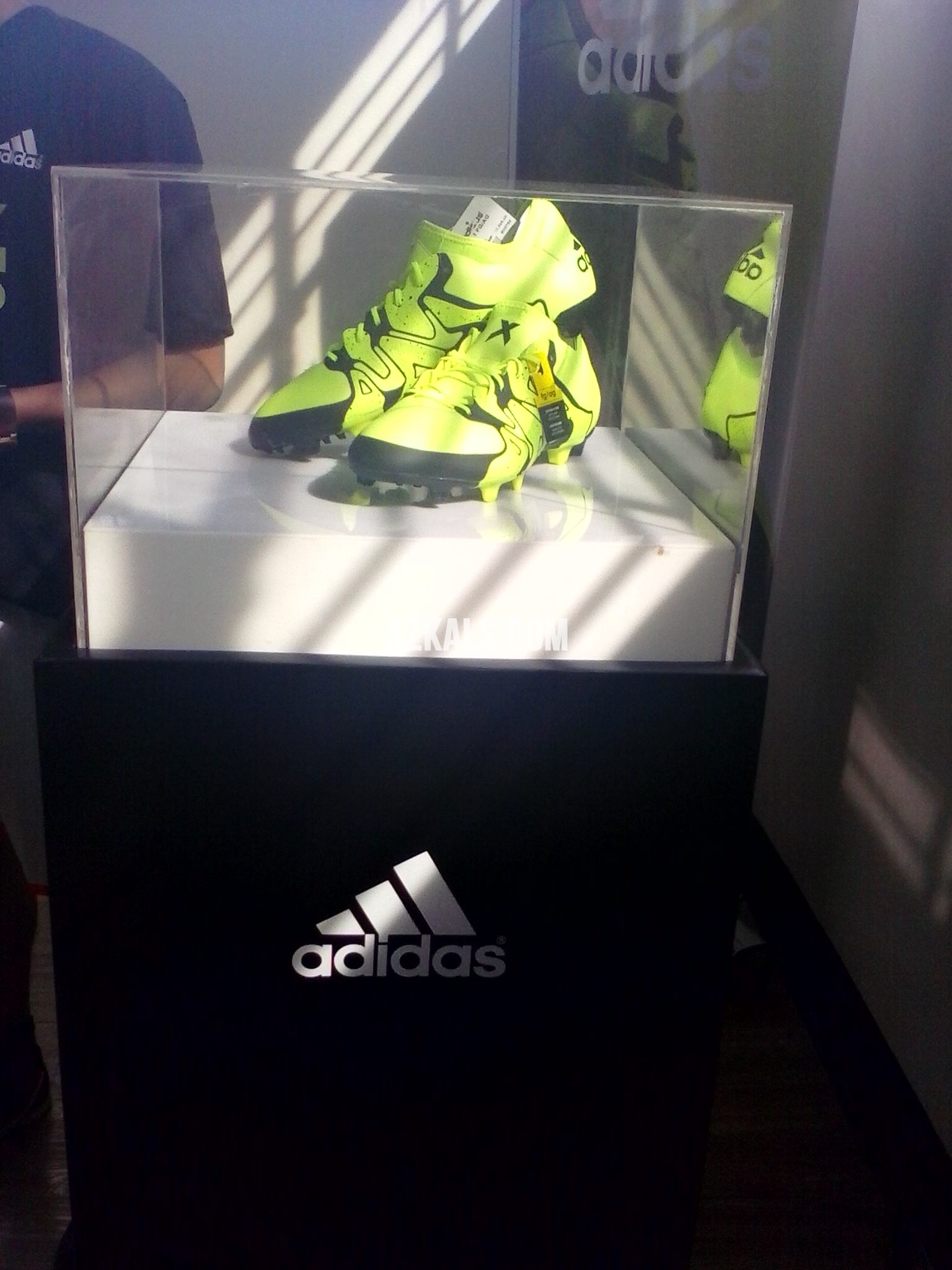 adidas X15 in display